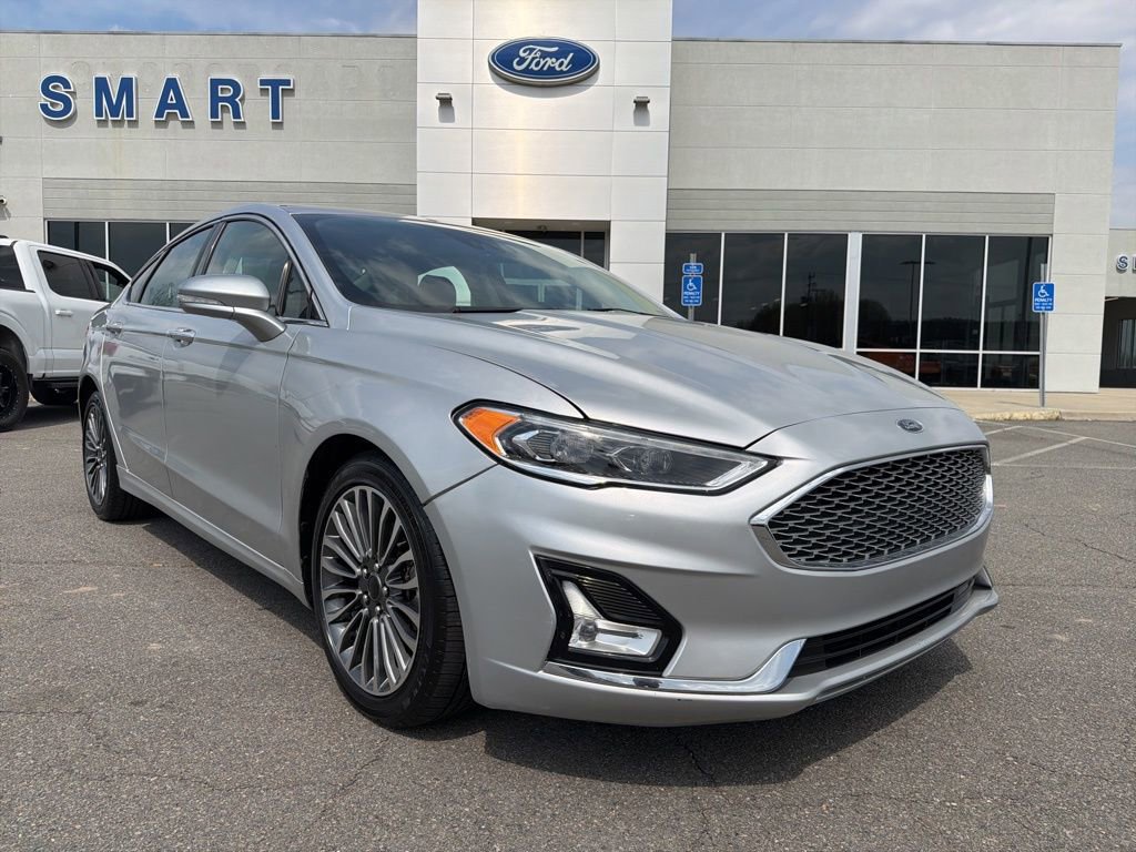 Used 2020 Ford Fusion Titanium image 1