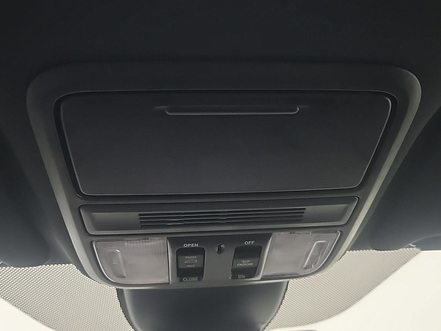 Certified 2023 Honda Odyssey Sport image 31