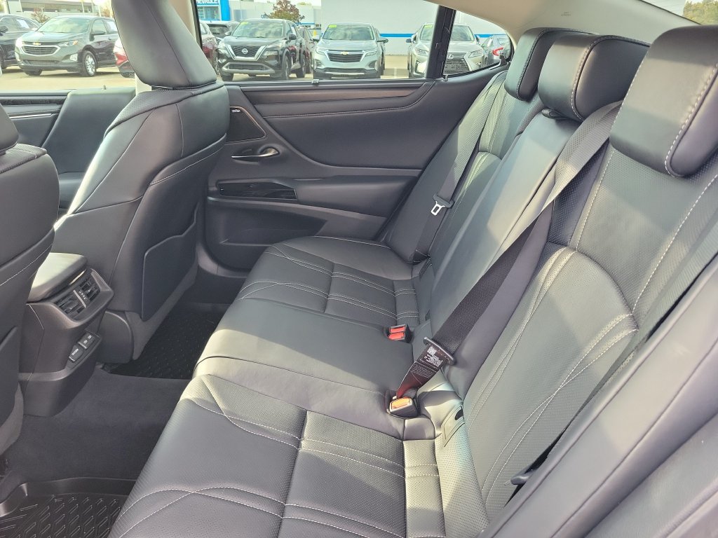 Used 2022 Lexus ES 350 Ultra Luxury FWD image 28