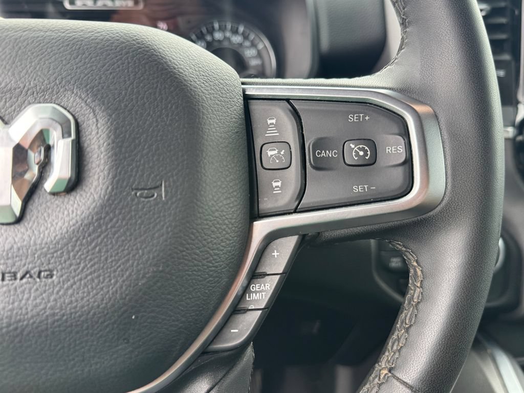 Used 2025 RAM 1500 Big Horn AWD/4WD image 18