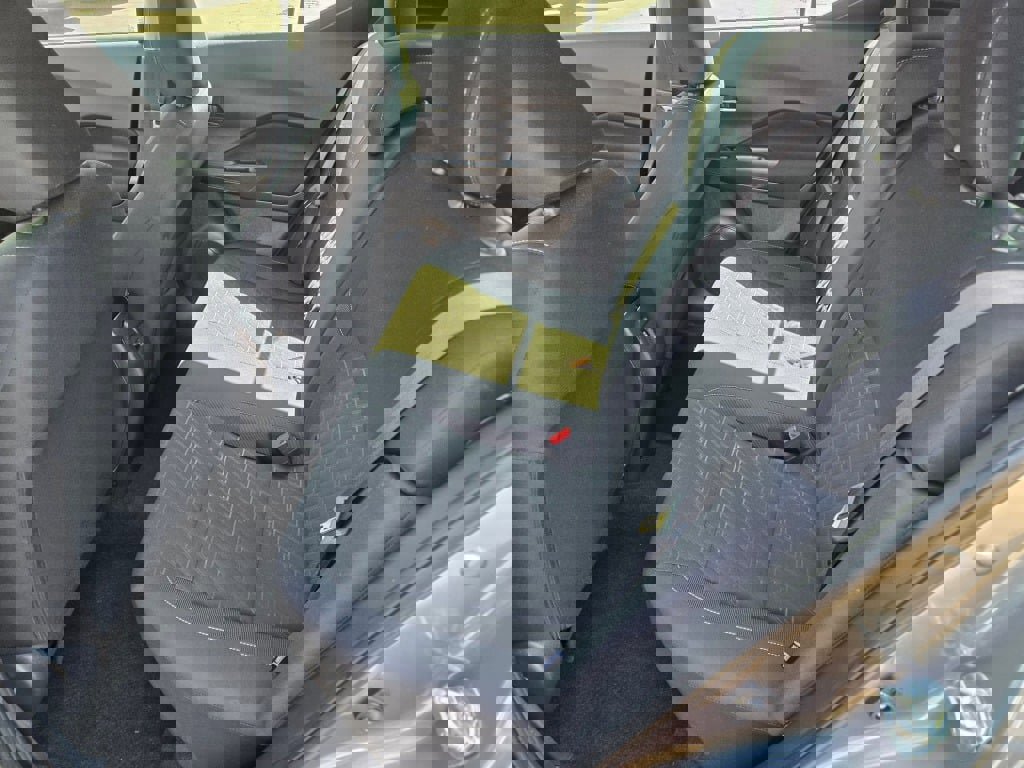 Used 2023 Nissan Kicks SV image 16