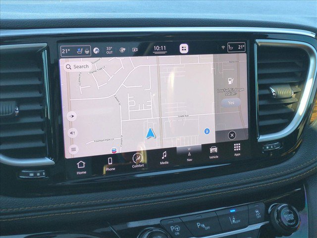 Used 2021 Chrysler Pacifica Pinnacle FWD image 13