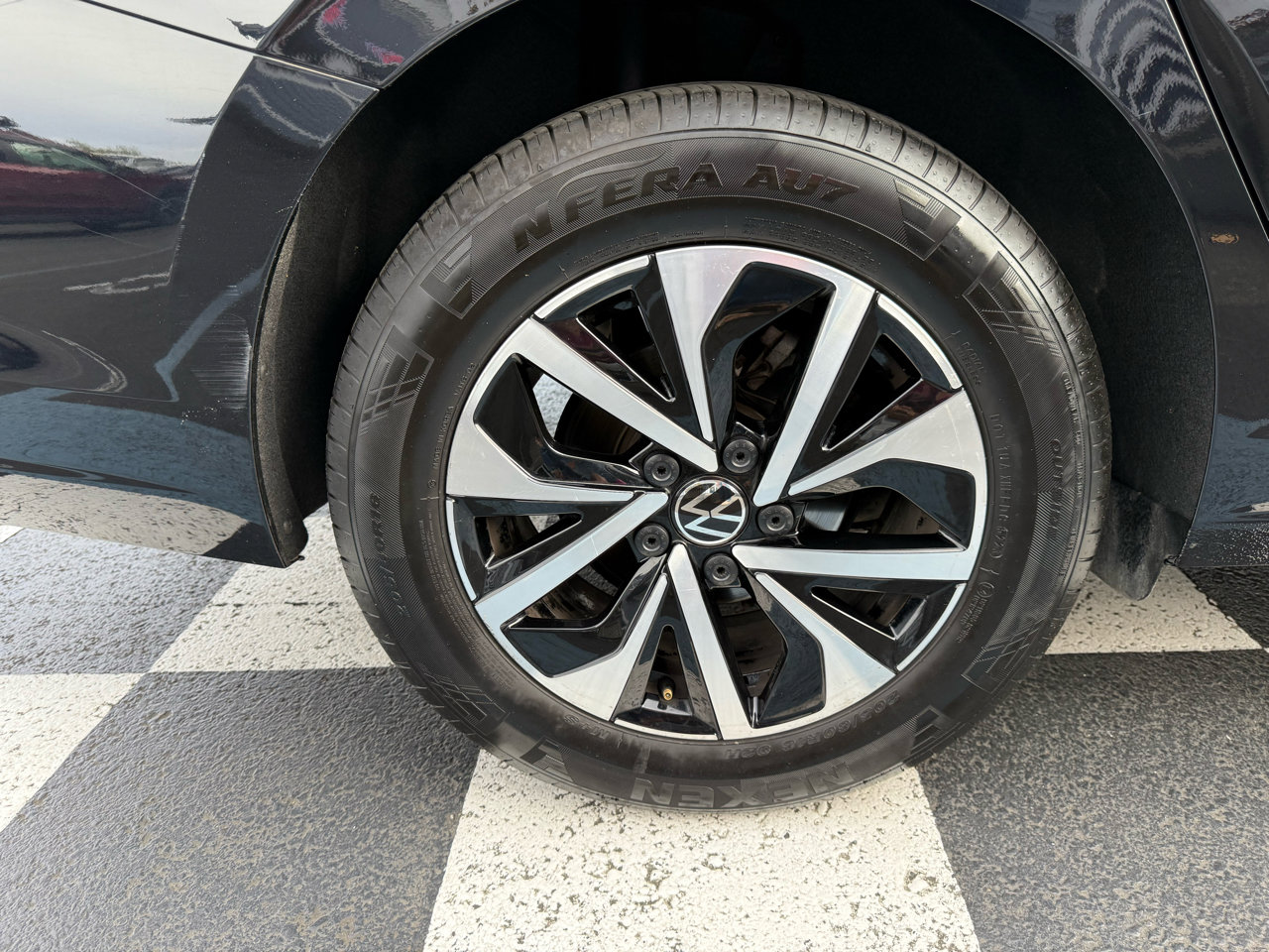 Used 2024 Volkswagen Jetta S image 32