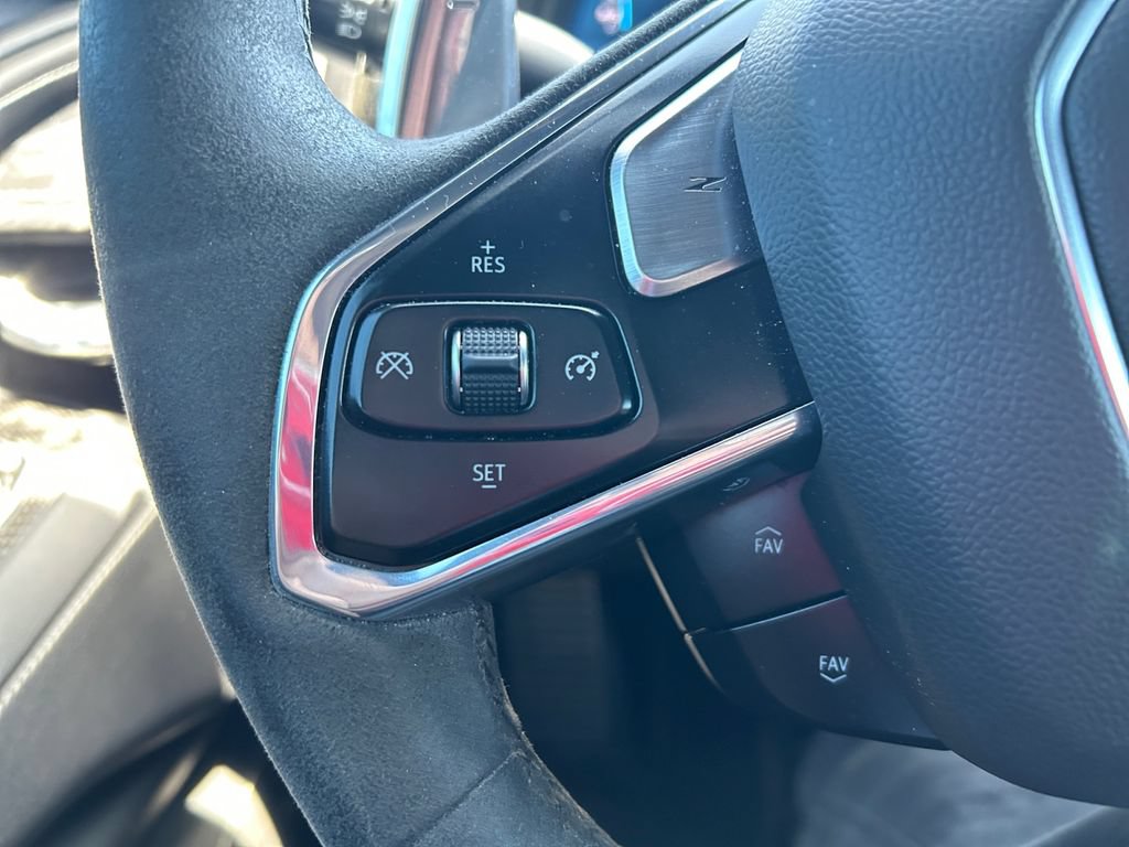 Used 2020 Chevrolet Corvette Stingray Preferred Cpe w/ 2LT Preferred Equipment Group RWD image 11