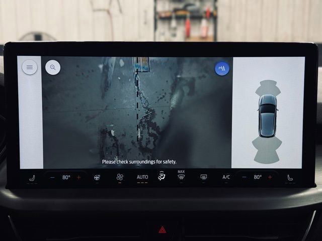 Used 2023 Ford Escape Platinum image 37