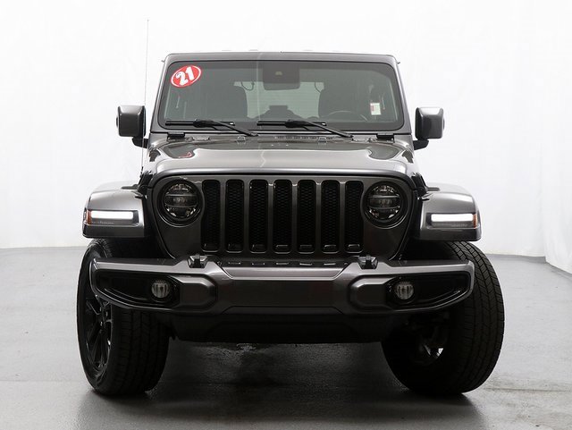 Used 2021 Jeep Wrangler Unlimited Sahara image 5