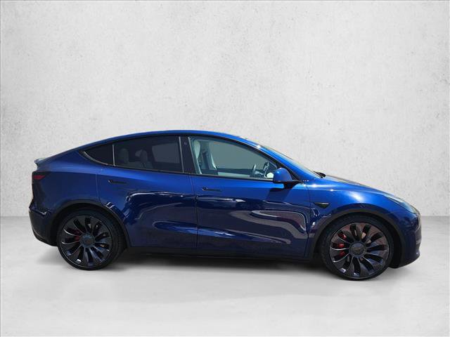 Used 2021 Tesla Model Y Performance AWD/4WD video 4