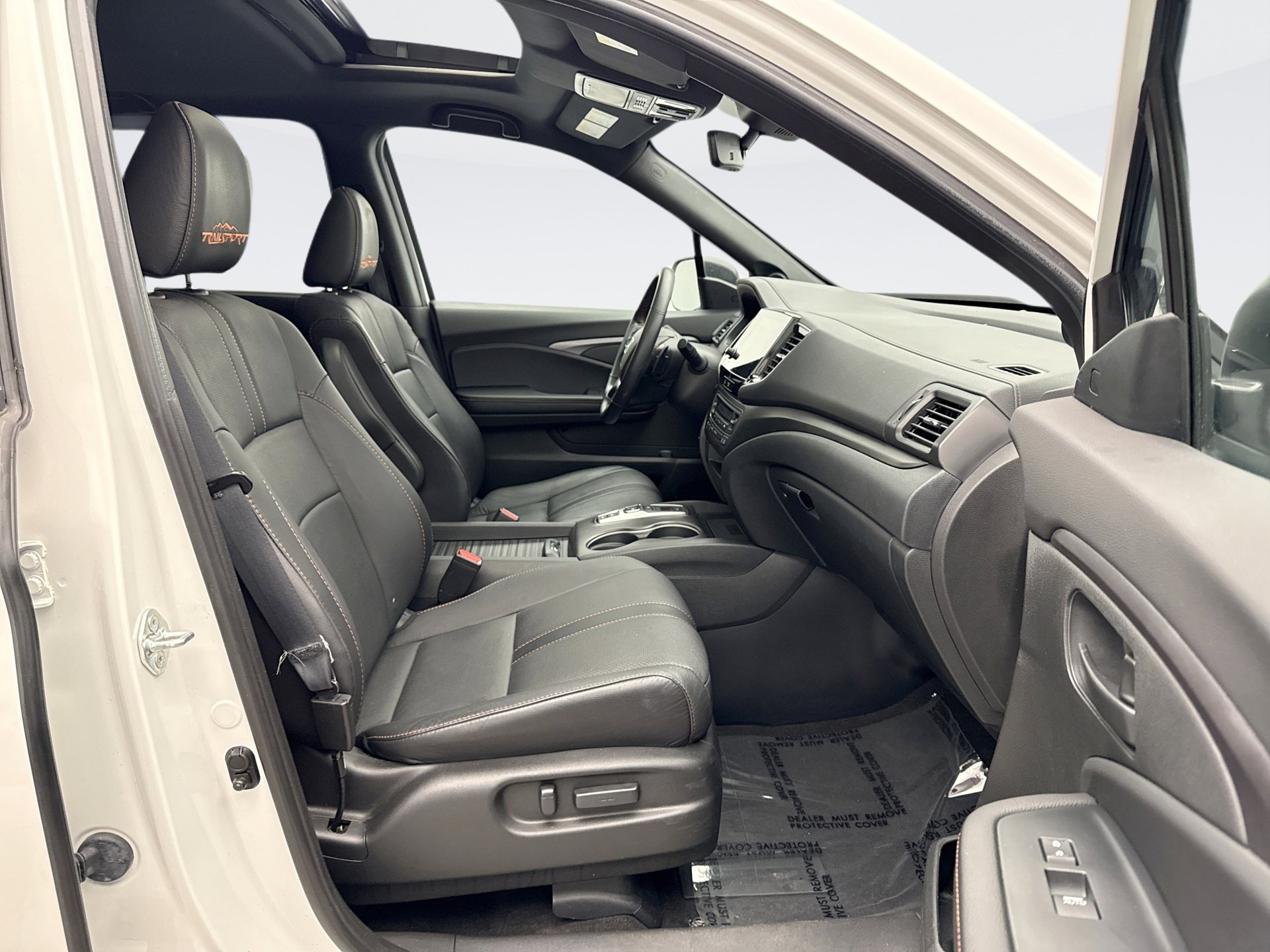 Used 2023 Honda Passport TrailSport image 18