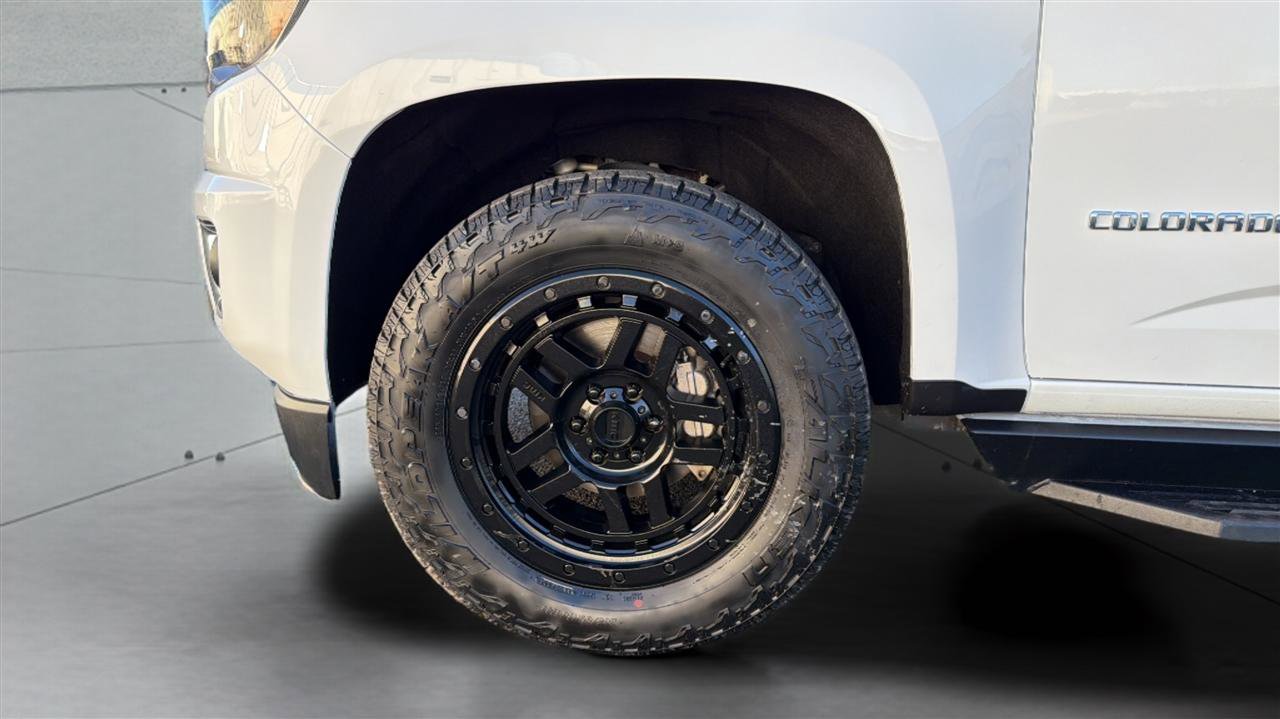 Used 2017 Chevrolet Colorado Z71 image 31