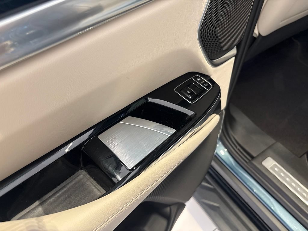 Used 2025 Cadillac Escalade Sport w/ LPO, ONYX Package AWD/4WD image 24