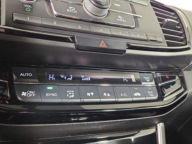 Used 2017 Honda Accord Sport image 18
