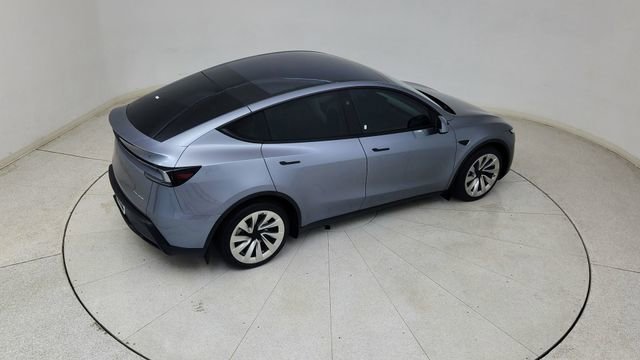 Used 2026 Tesla Model Y Long Range image 81