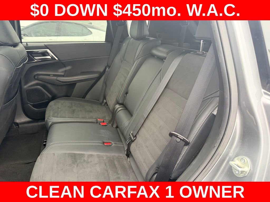 Used 2024 Mitsubishi Outlander SE Black Edition image 30