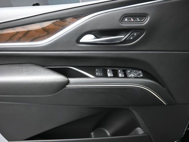 Used 2024 Cadillac Escalade ESV Premium Luxury Platinum image 14