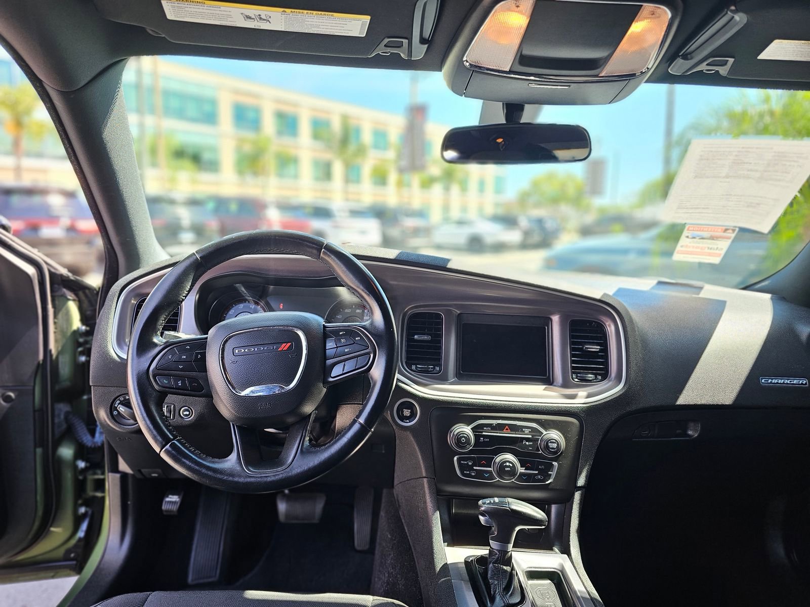 Used 2022 Dodge Charger SXT w/ Blacktop Package image 25