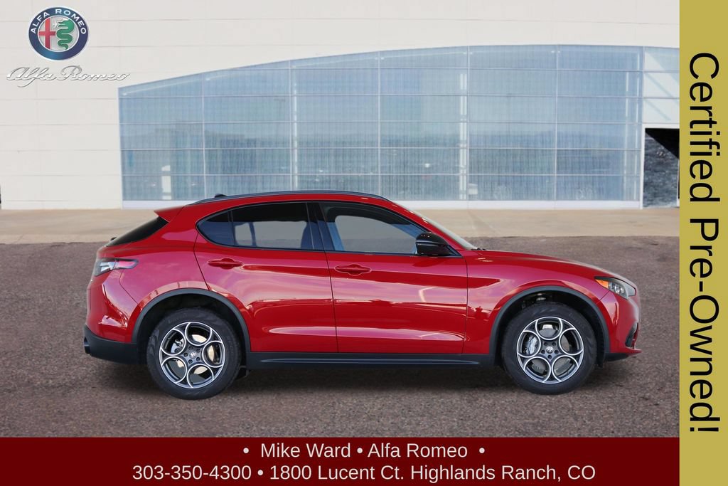 Used 2025 Alfa Romeo Stelvio Sprint AWD/4WD image 7