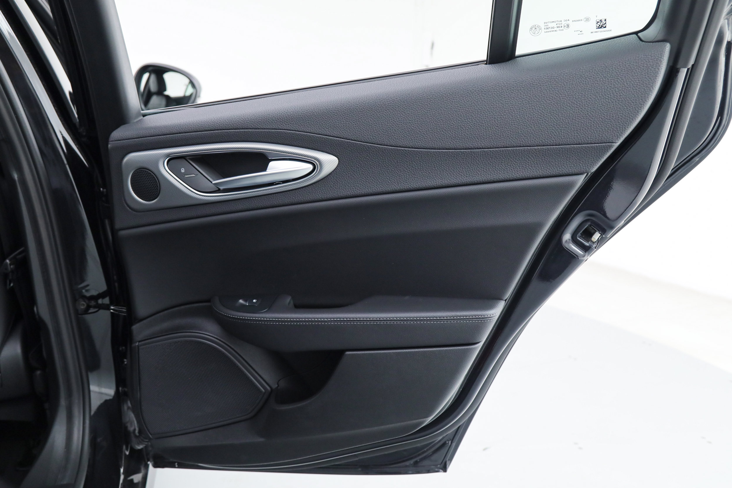 New 2026 Alfa Romeo Giulia w/ Driving Assist Package RWD image 14