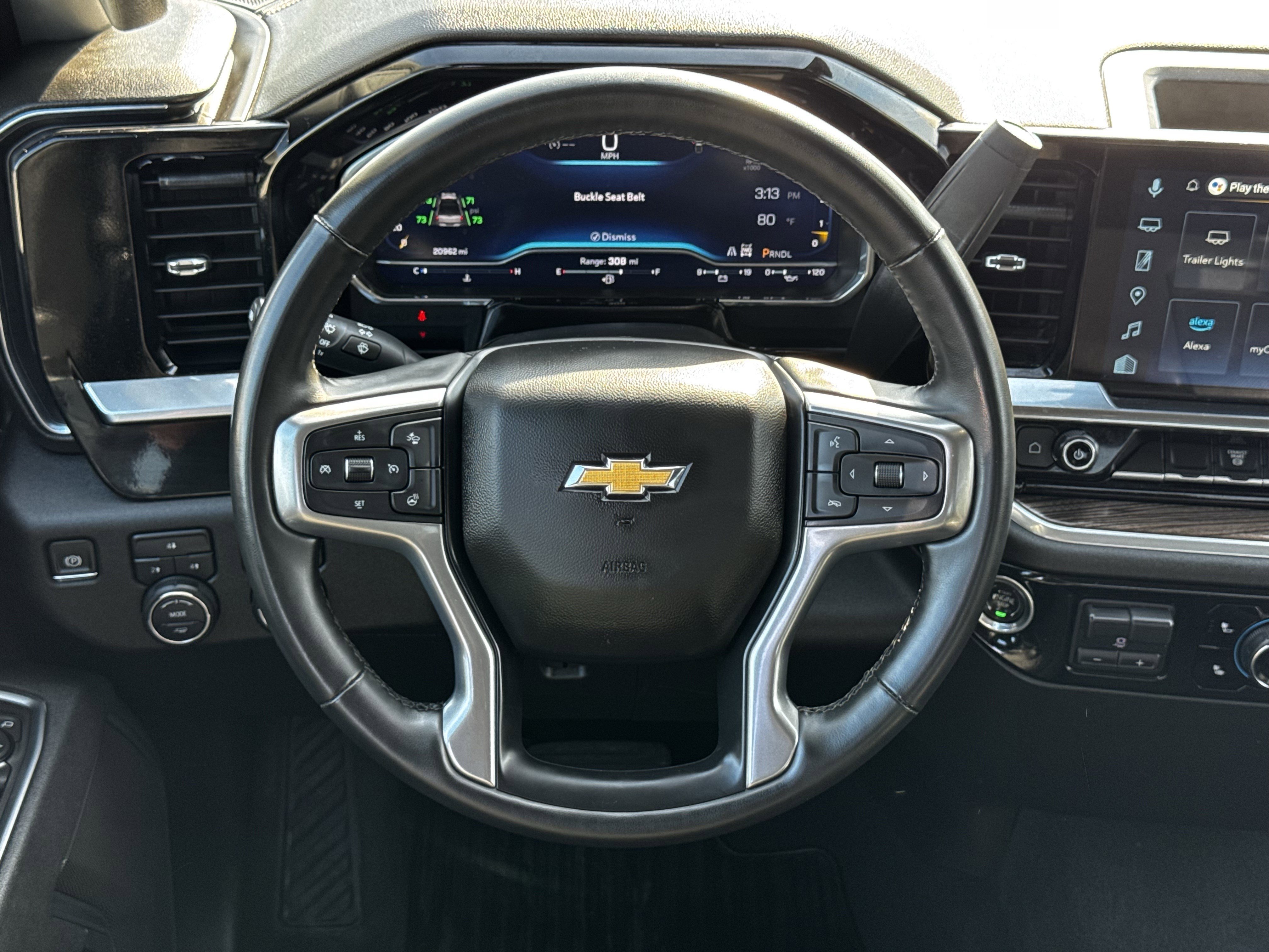 Used 2025 Chevrolet Silverado 2500 LT w/ Convenience Package image 16