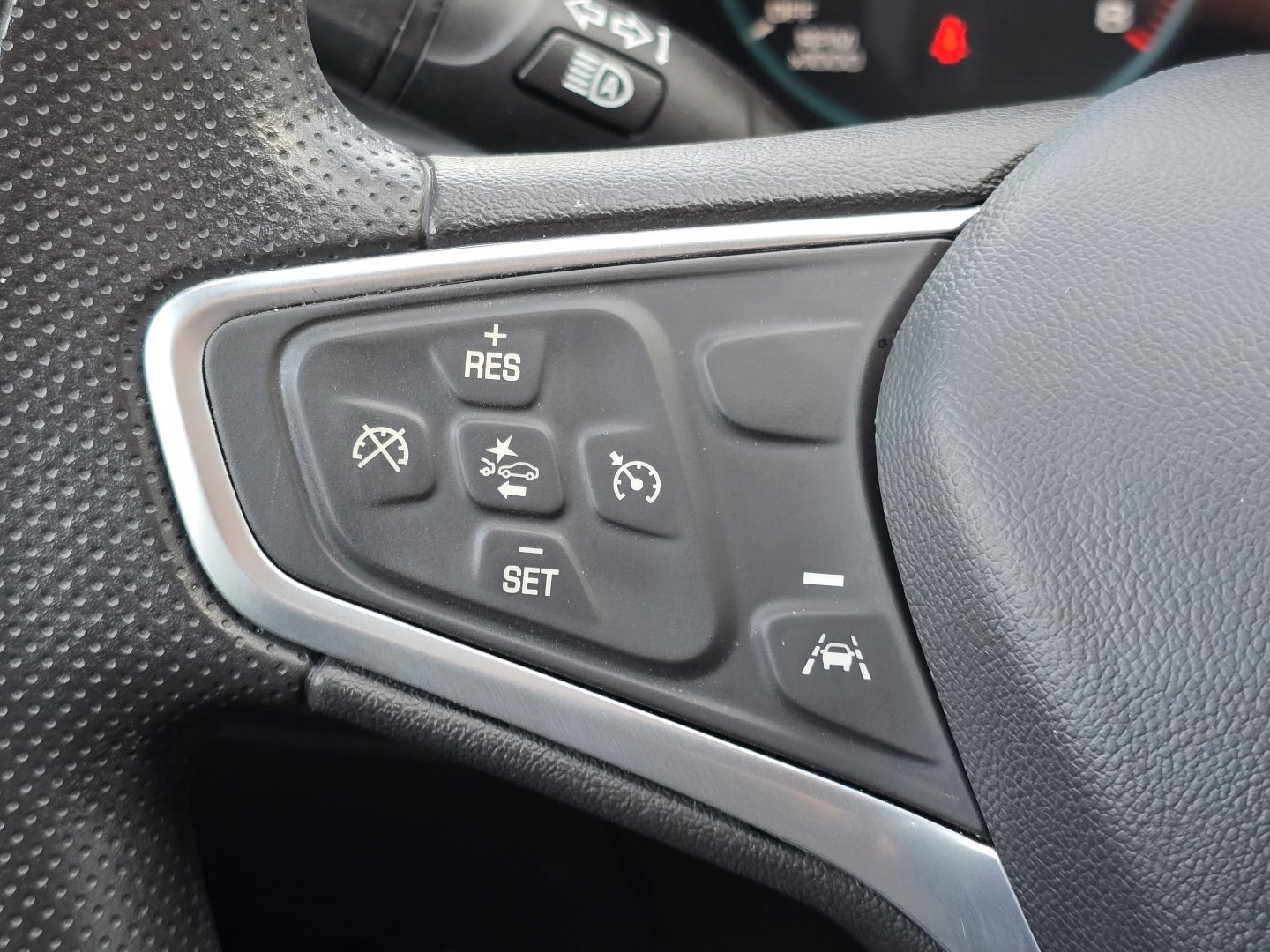 Used 2023 Chevrolet Malibu LT image 11