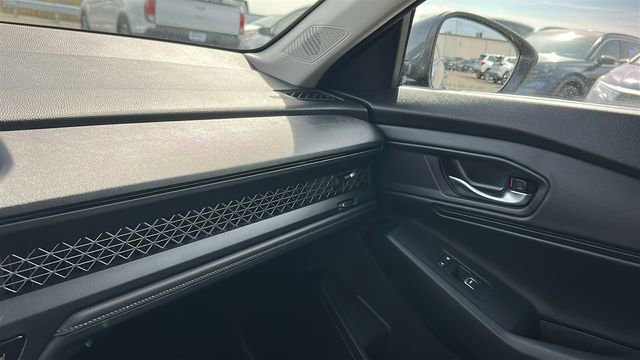 Used 2023 Honda Accord EX image 21