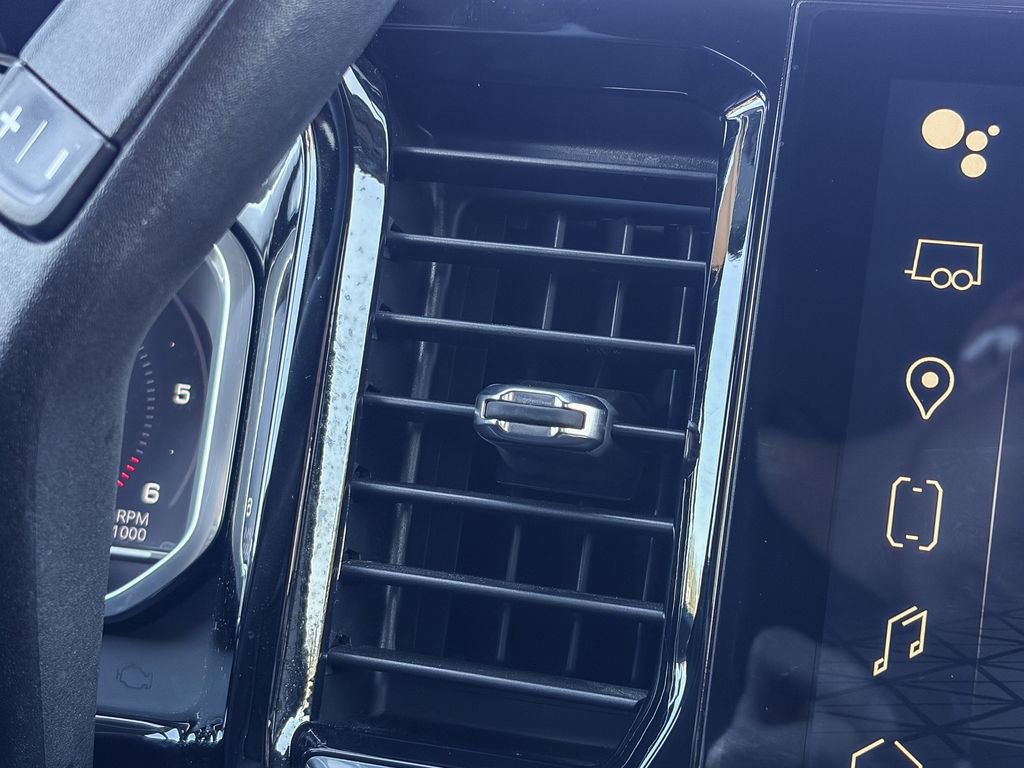 Used 2024 GMC Sierra 1500 SLE image 25