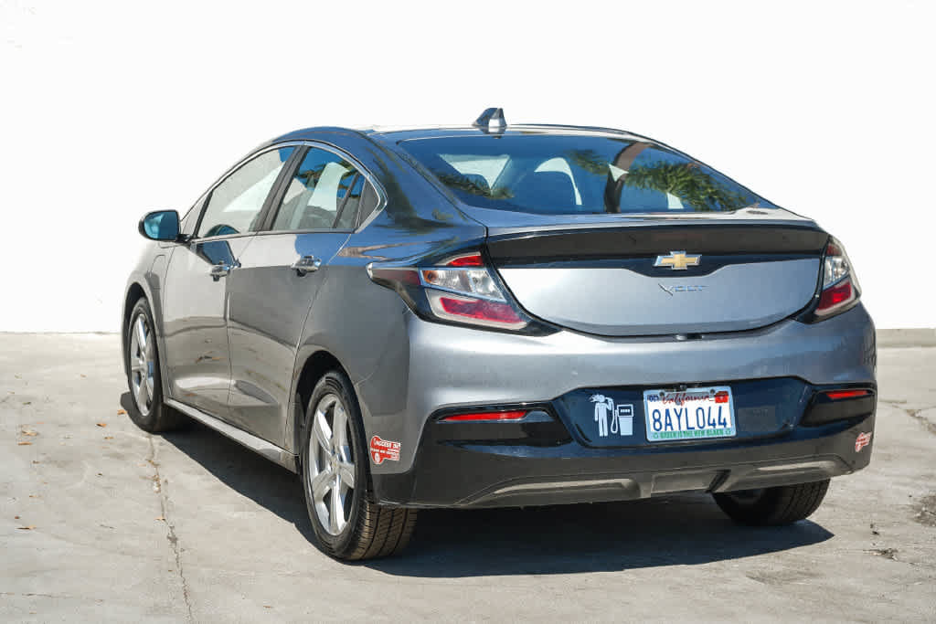 Used 2018 Chevrolet Volt LT FWD image 8