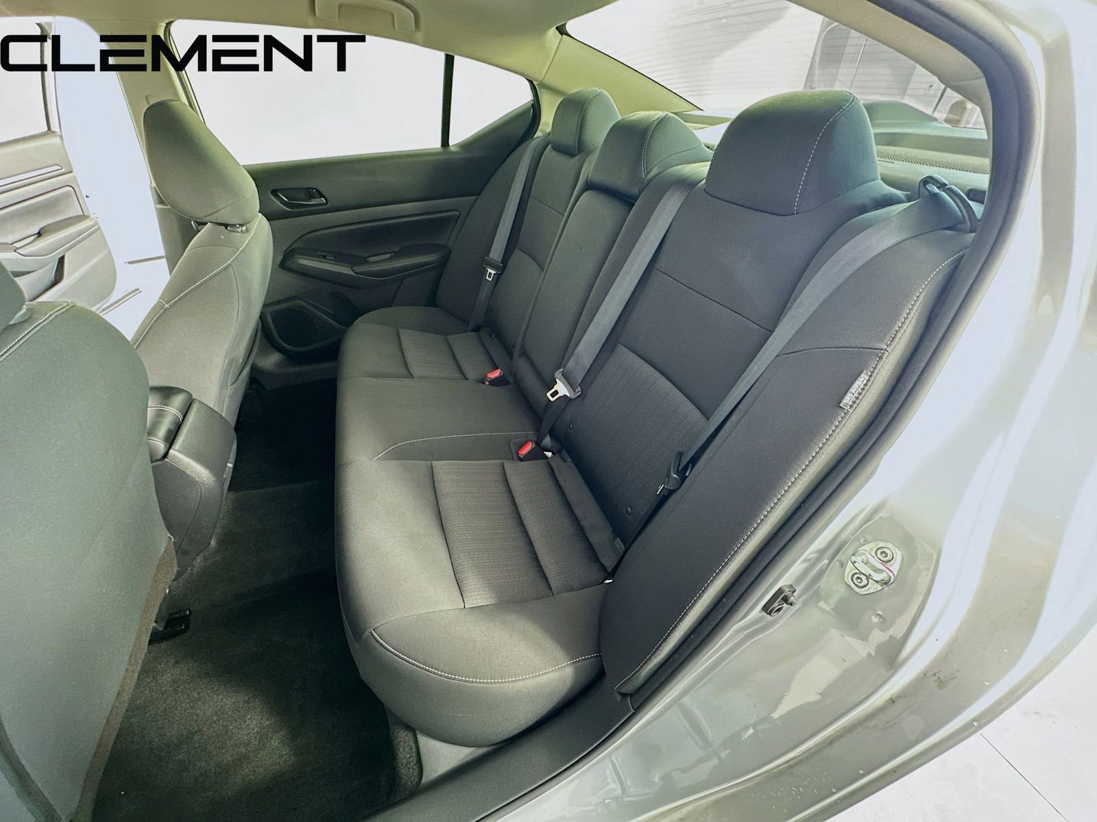 Used 2024 Nissan Altima 2.5 SV image 30