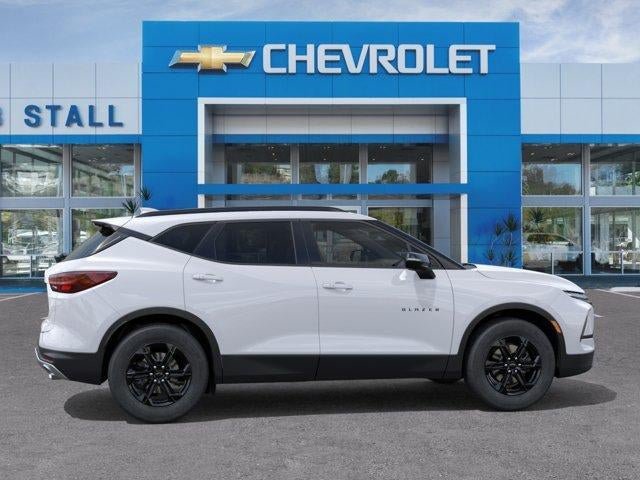 New 2026 Chevrolet Blazer LT w/ Midnight/Sport Edition FWD image 5
