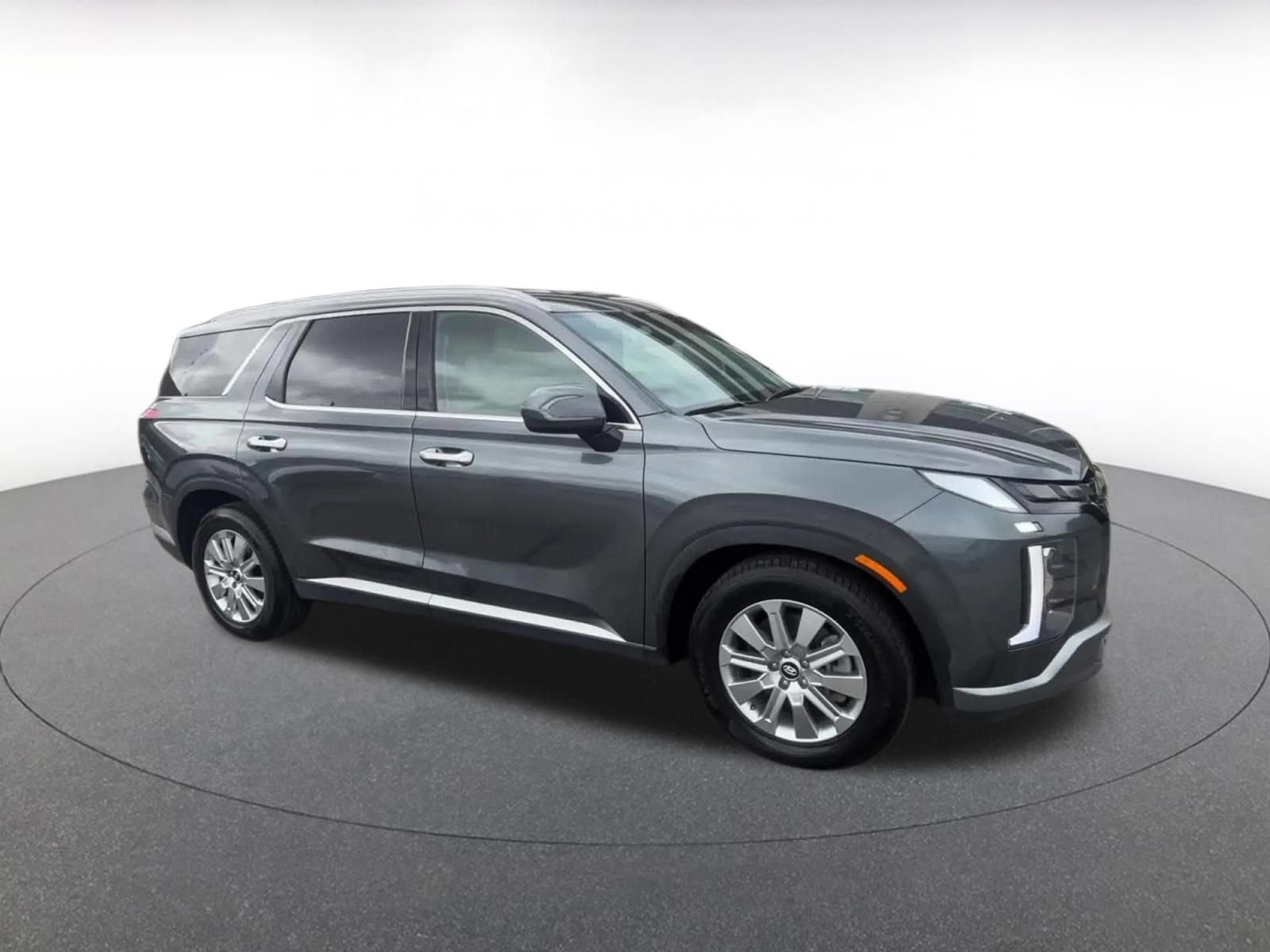 Used 2025 Hyundai Palisade SEL AWD/4WD image 2