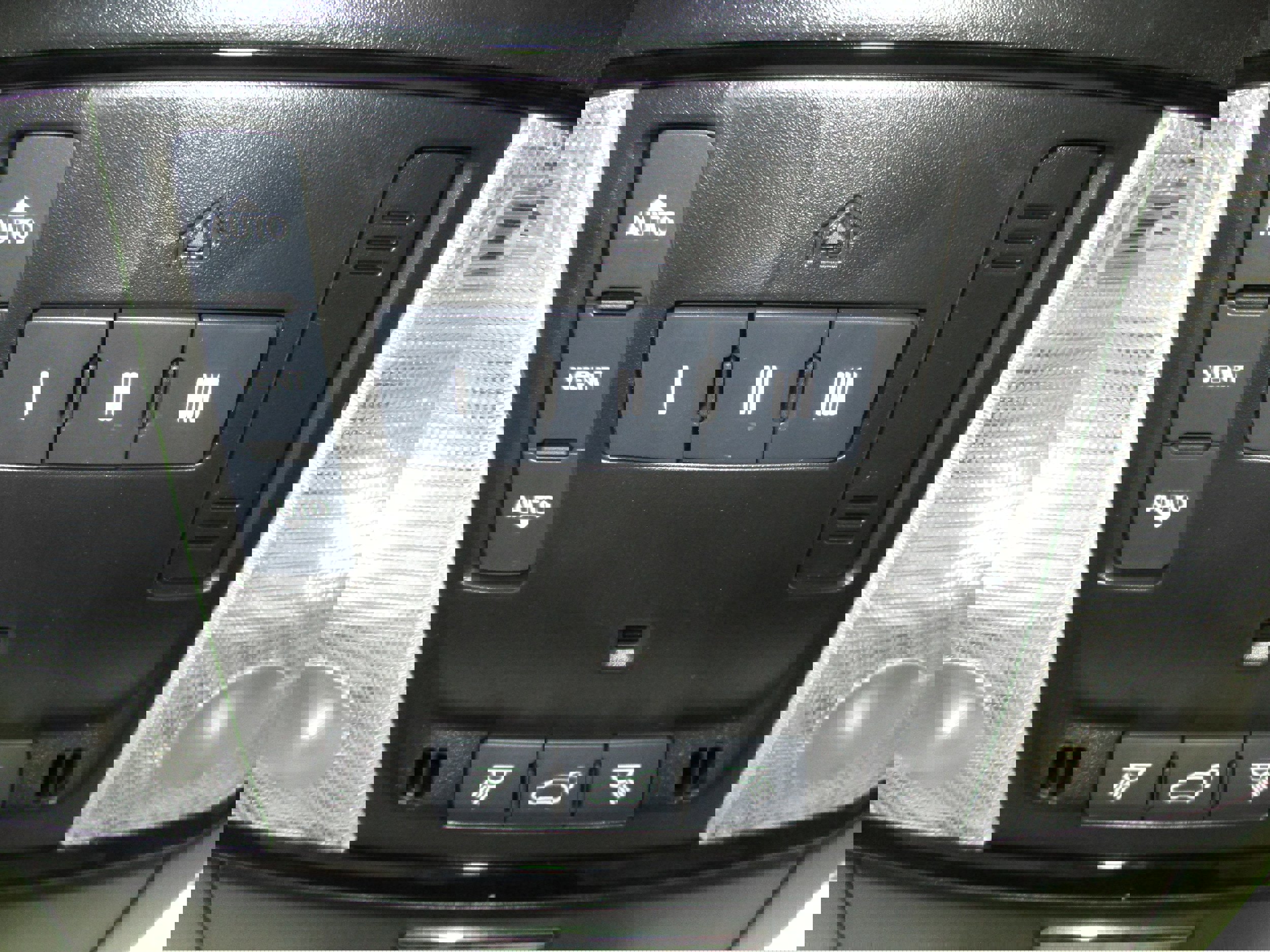 Used 2024 Dodge Durango GT image 34