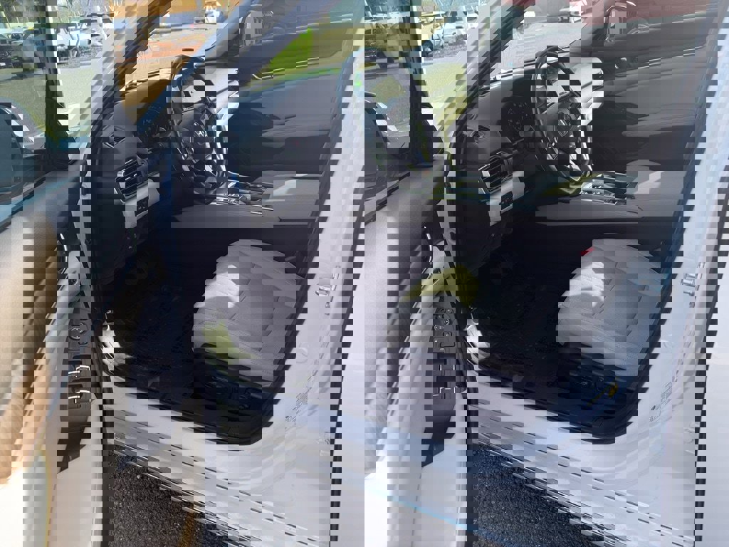 Used 2022 Honda Accord Touring image 4