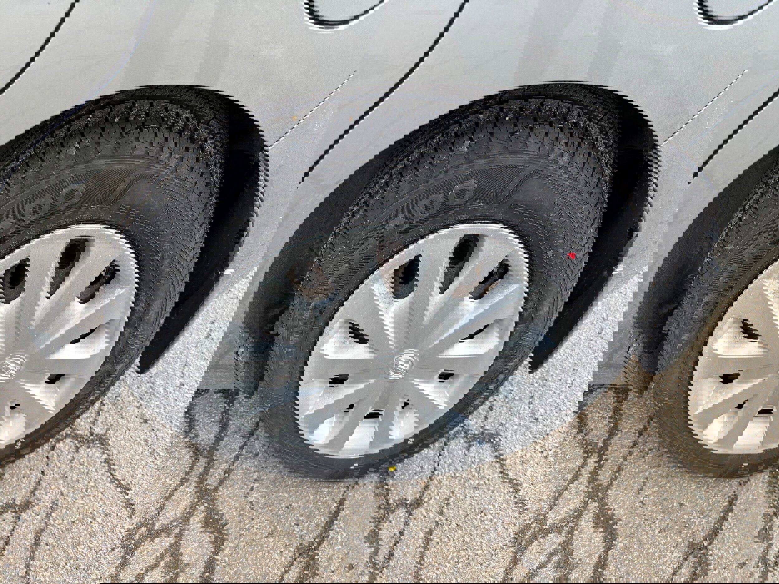 Used 2014 Nissan Versa Note SV image 7