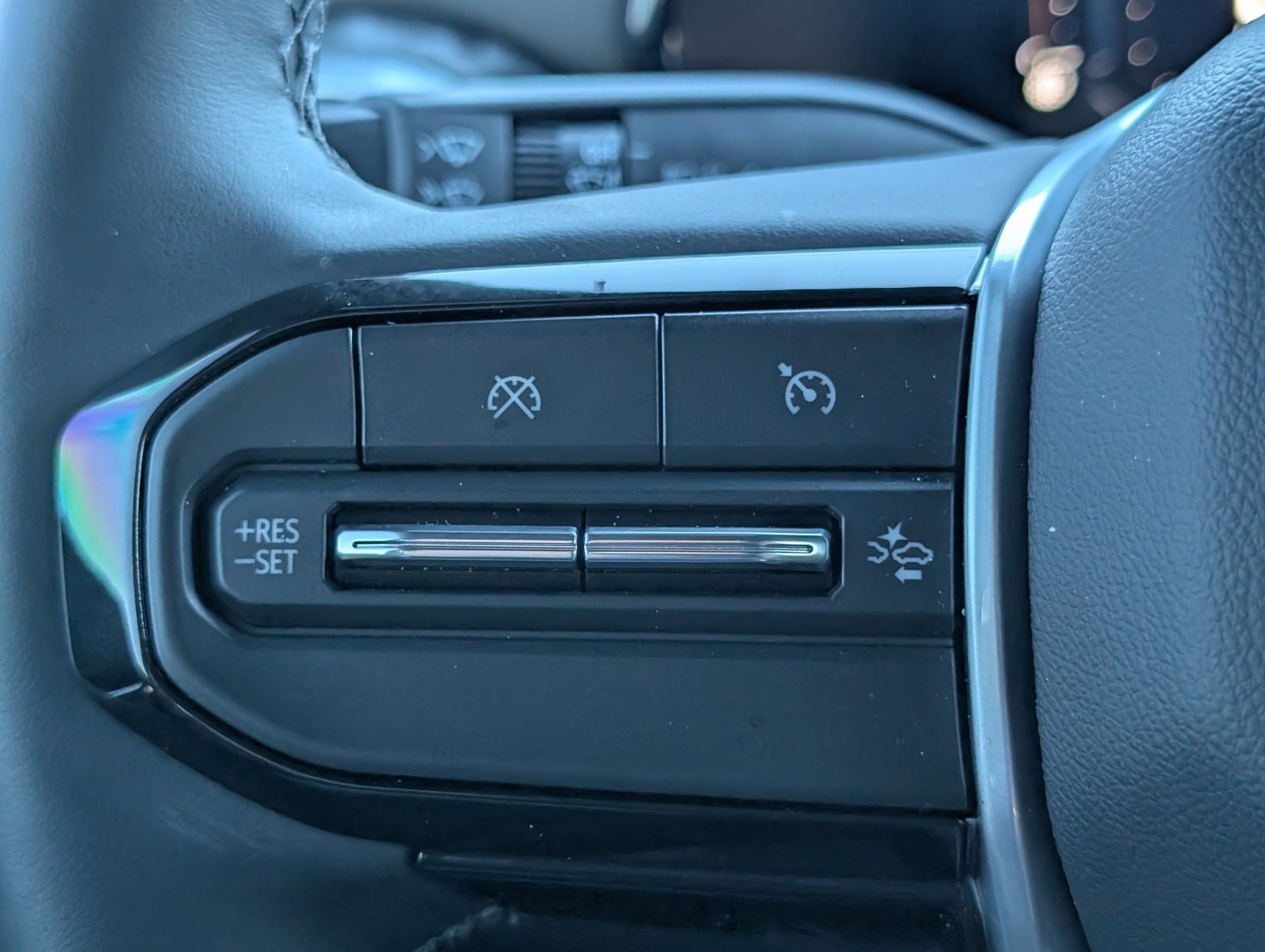 Used 2026 Chevrolet Colorado ZR2 w/ Technology Package image 17