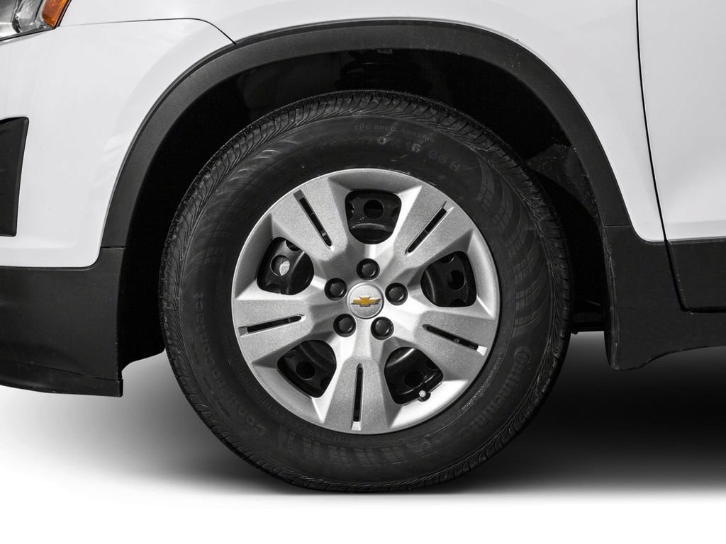 Used 2016 Chevrolet Trax LS w/ LPO, Protection Package AWD/4WD image 12