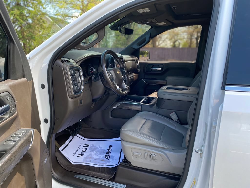 Used 2019 Chevrolet Silverado 1500 LTZ w/ LTZ Premium Package AWD/4WD image 22
