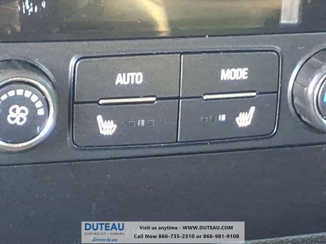 Used 2020 Chevrolet Suburban LT w/ Luxury Package image 13