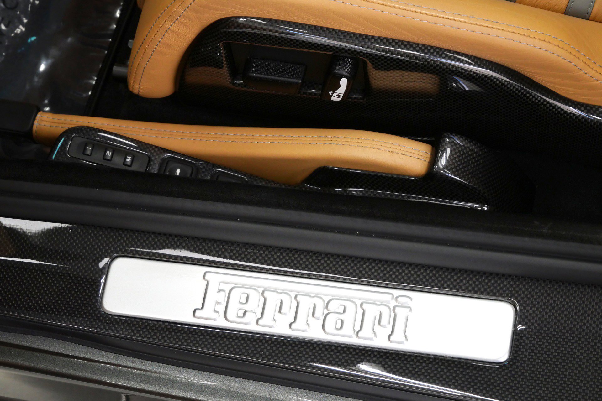 Used 2005 Ferrari 575M Maranello Superamerica RWD image 32