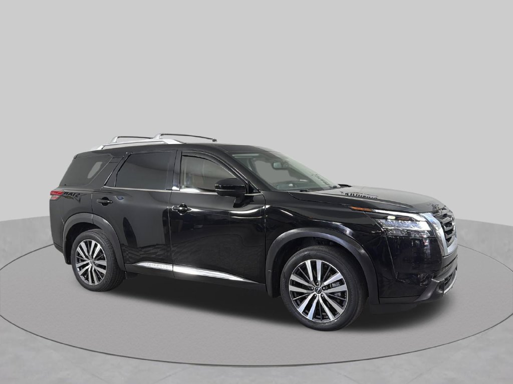 Used 2022 Nissan Pathfinder Platinum w/ Cargo Package AWD/4WD image 15