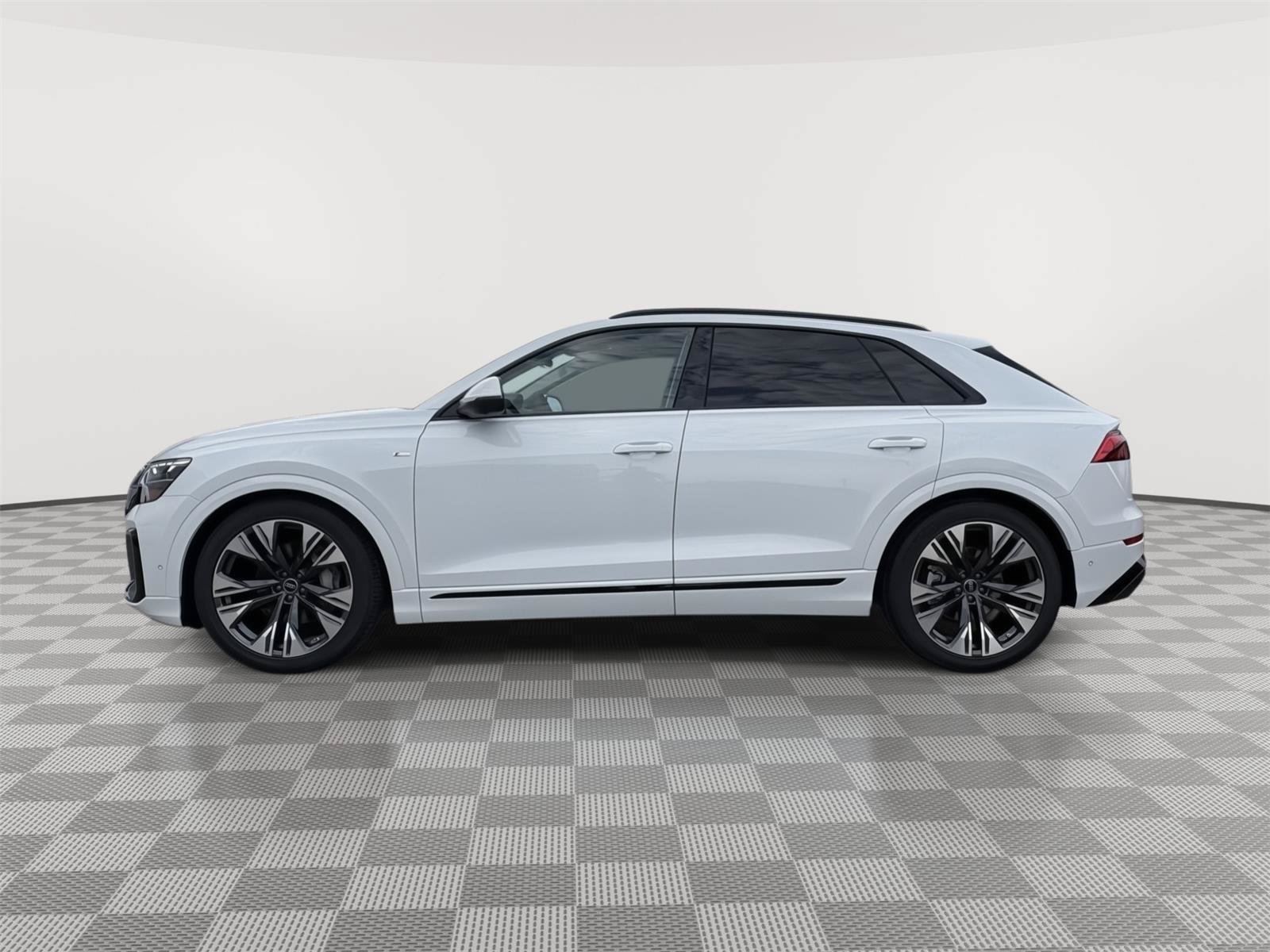 New 2026 Audi Q8 Prestige AWD/4WD image 2