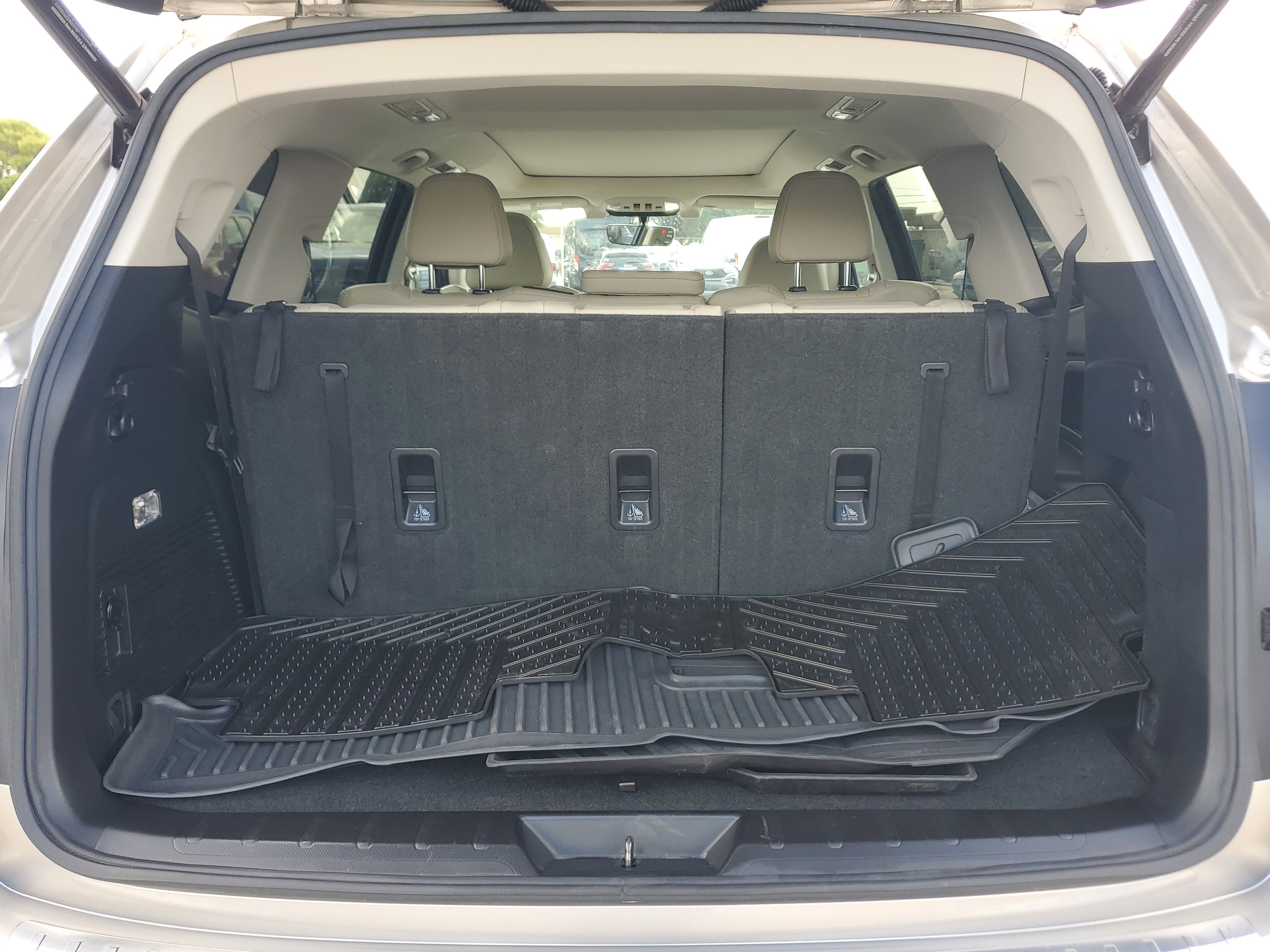 Used 2020 Subaru Ascent Limited w/ Technology Package image 18