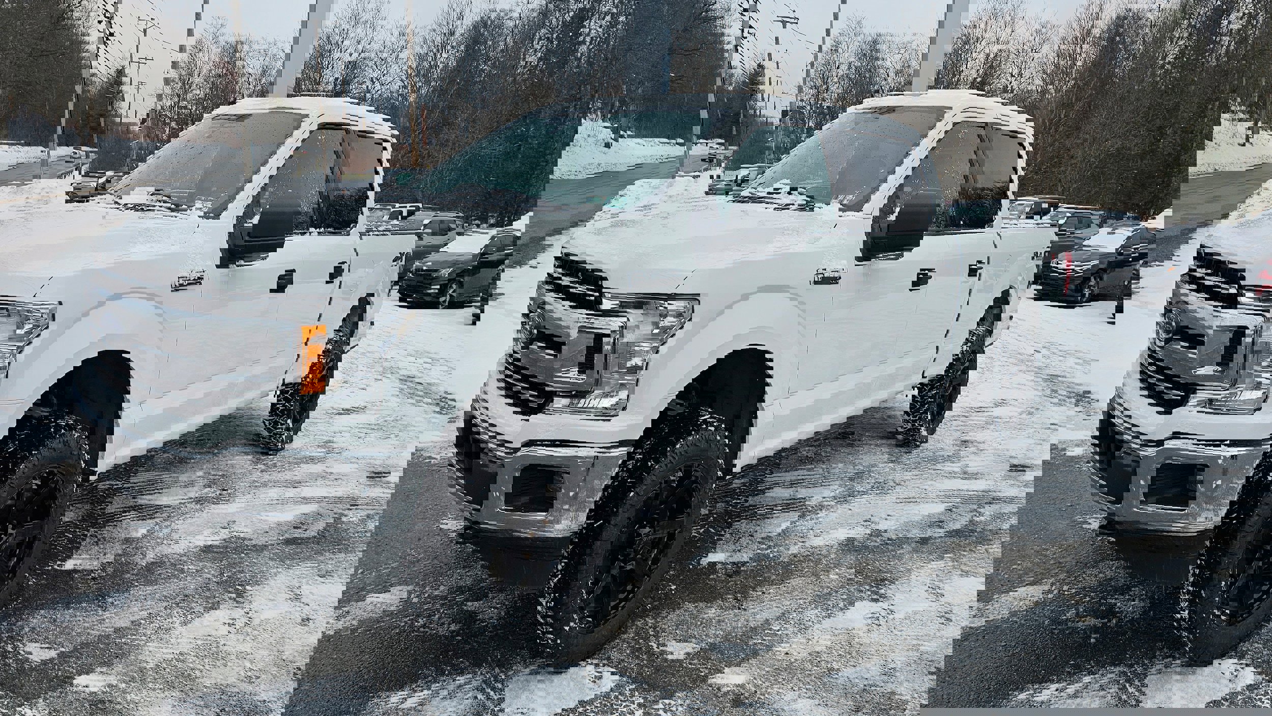 Used 2020 Ford F150 XLT image 2