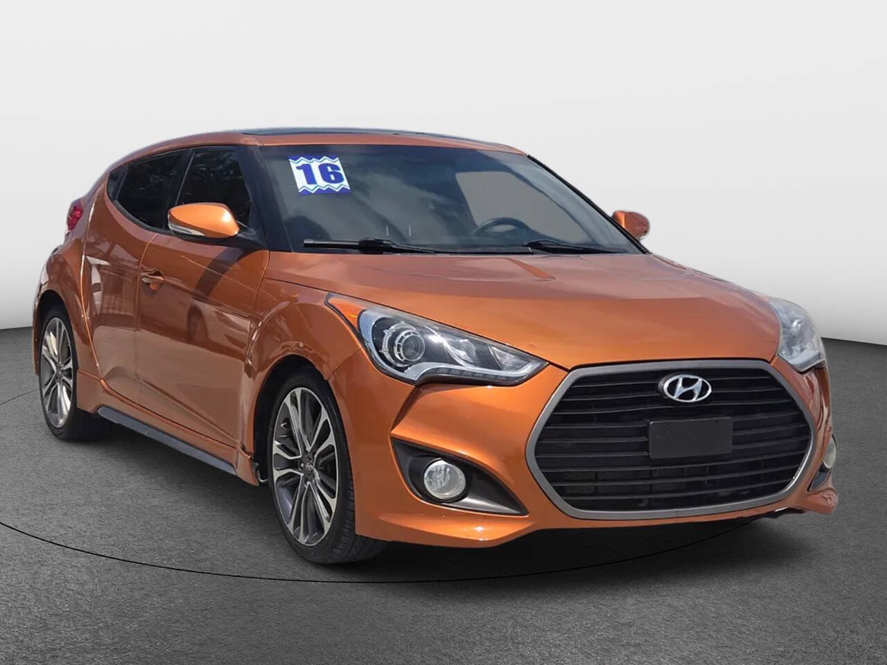 Used 2016 Hyundai Veloster Turbo w/ Option Group 04