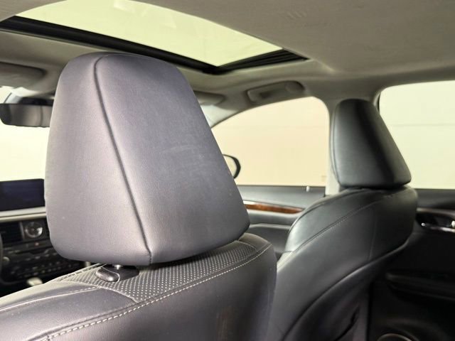 Used 2016 Lexus RX 350 AWD w/ Premium Package image 29