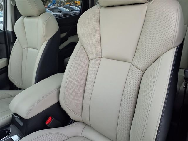 Certified 2024 Subaru Ascent Limited w/ Technology Package image 7