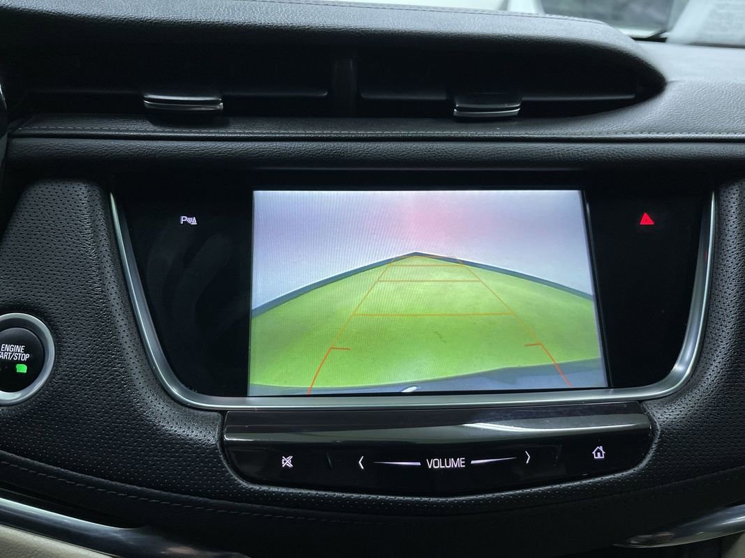 Used 2019 Cadillac XT5 FWD image 22