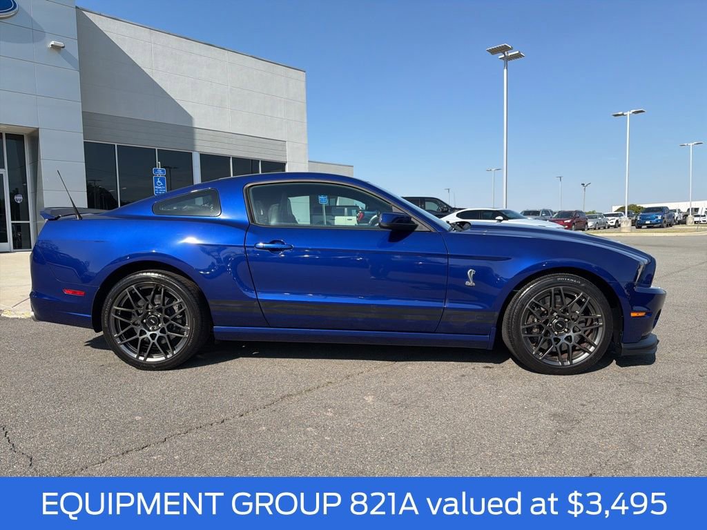 Used 2014 Ford Mustang Shelby GT500 w/ Equipment Group 821A RWD image 2