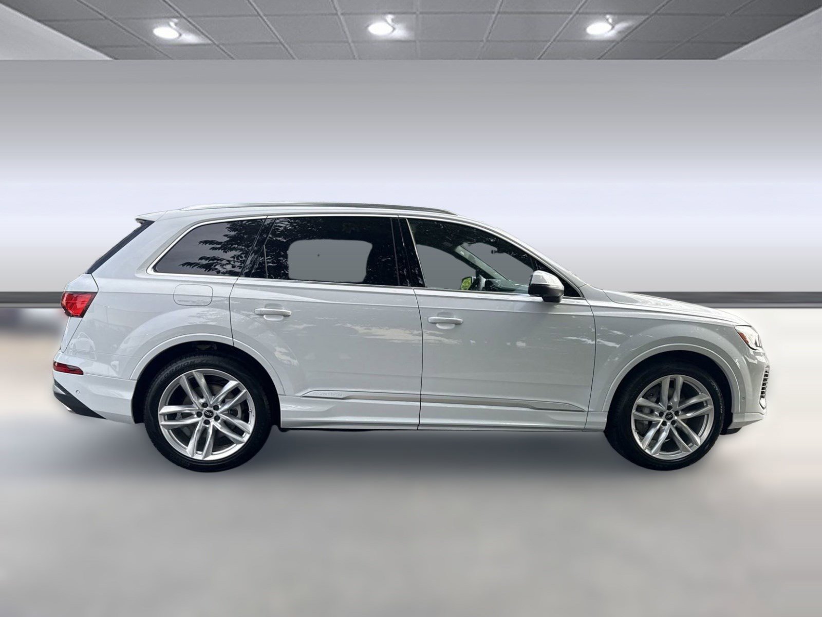 New 2025 Audi Q7 3.0T Premium Plus image 8
