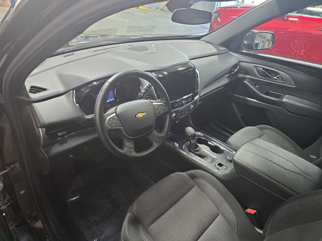 Used 2023 Chevrolet Traverse LT image 20