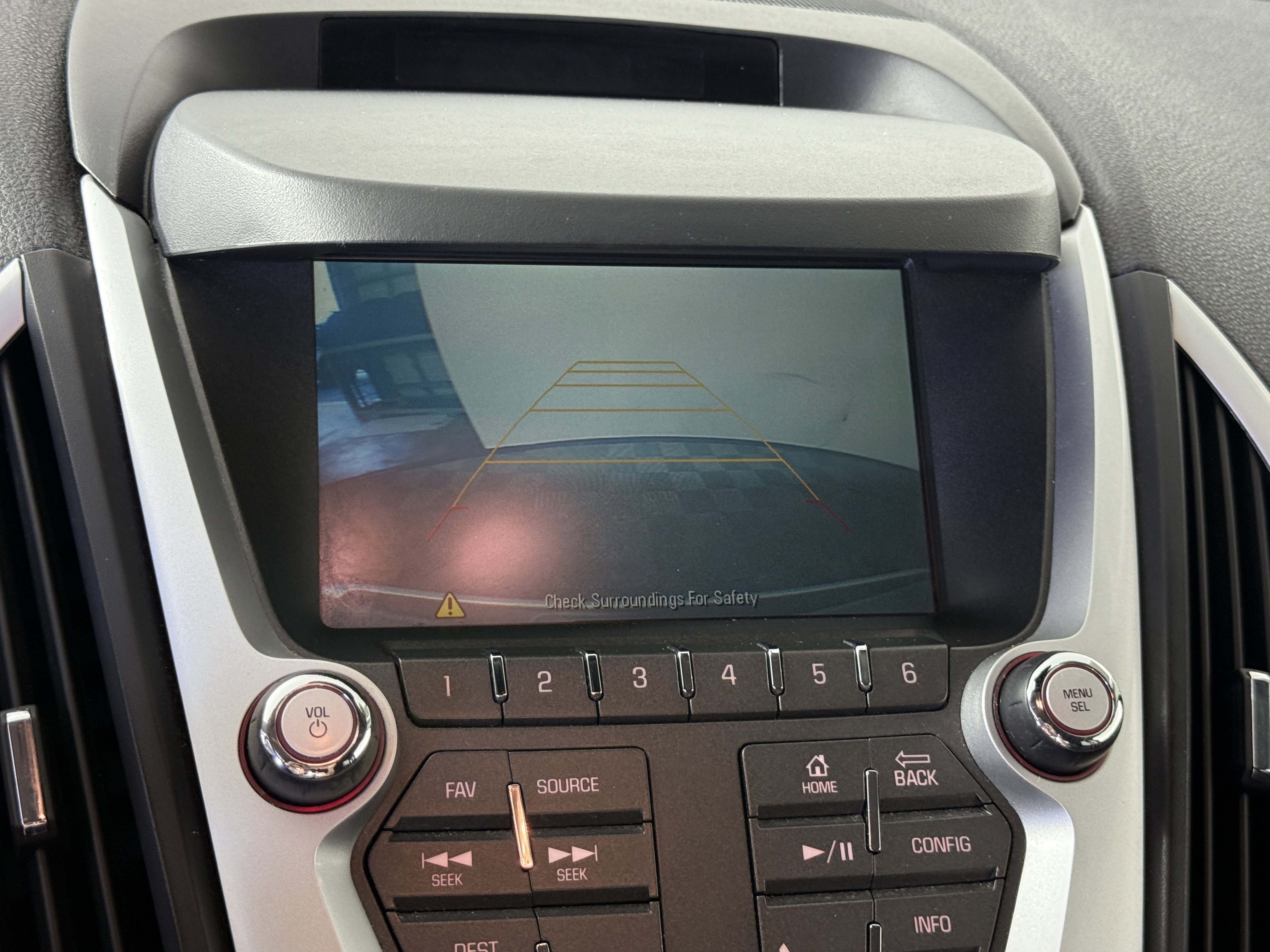 Used 2017 GMC Terrain SLE w/ Technology Package image 18