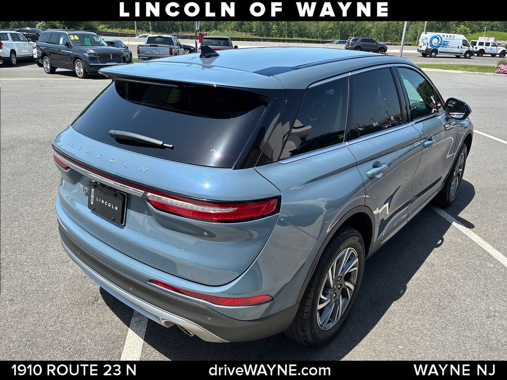 Certified 2024 Lincoln Corsair AWD image 8